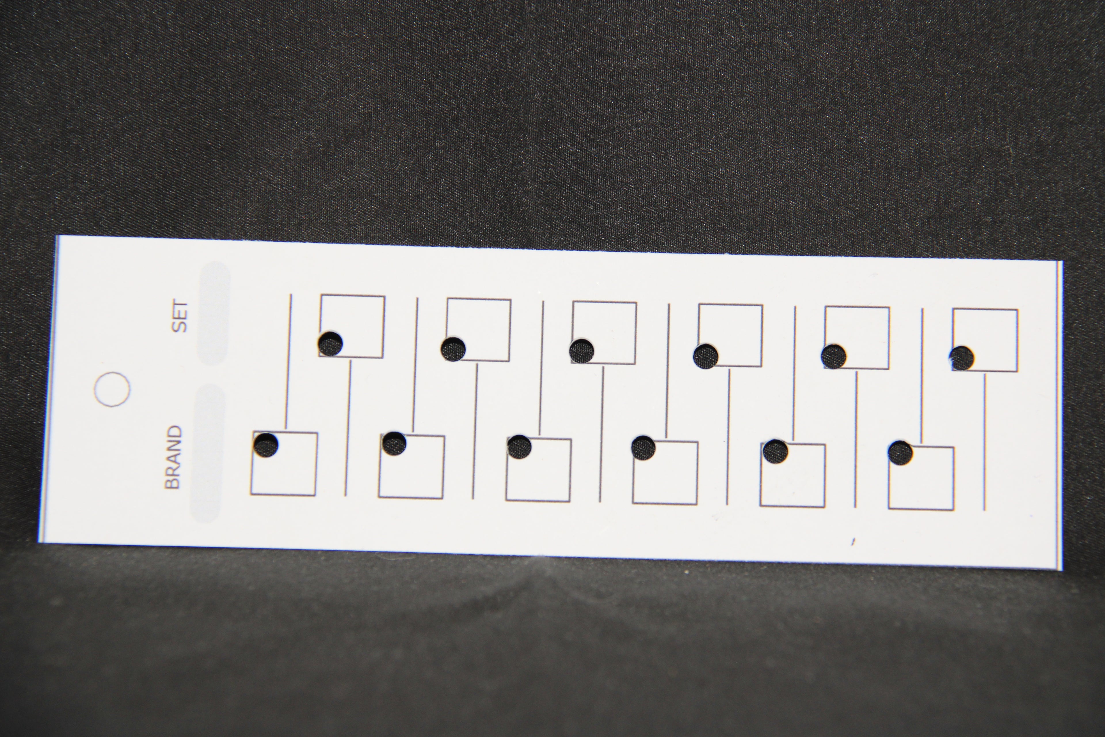 5 Kleurkaarten van 12 vierkanten